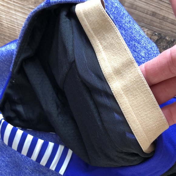 Lululemon blue/white tank top - Picture 9 of 9